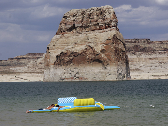 Recreation at Lone Rock Beach